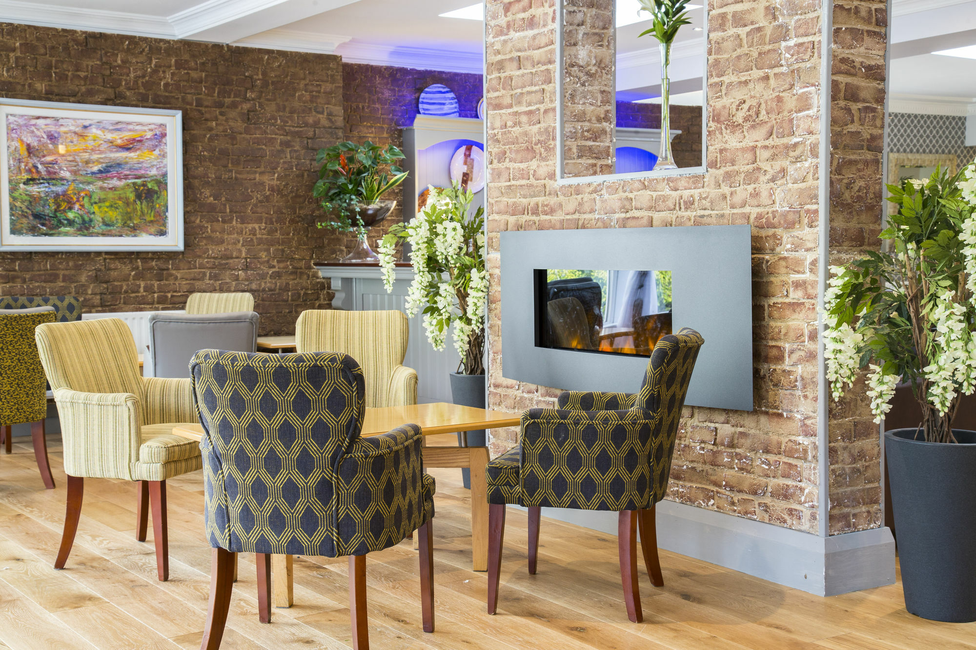 Springhill Court Hotel & Leisure Club Килкени Екстериор снимка